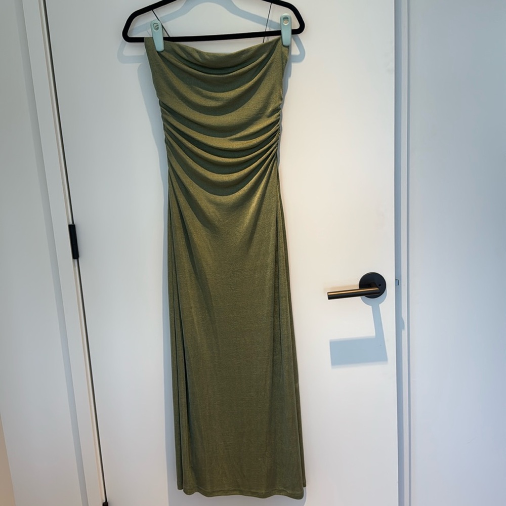 *NWT* Strapless Maxi Dress in Pesto by SIGNIFICANT OTHER Size Women’s 8